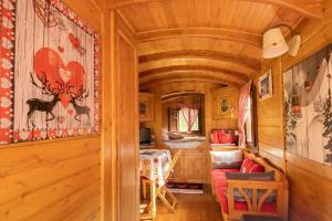 Chalets Roulotte Ancolie : Chalet 1 Chambre