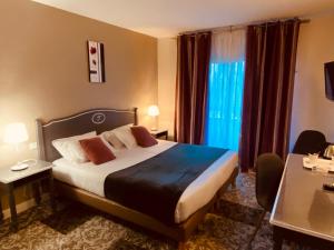 Hotels Le Floreal : photos des chambres