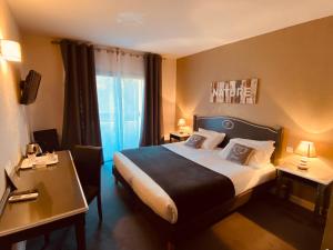 Hotels Le Floreal : photos des chambres