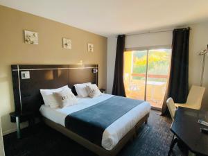 Hotels Le Floreal : photos des chambres