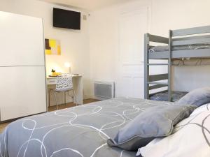 Appartements Sun, parking, centre ville , proche Sanctuaires : photos des chambres