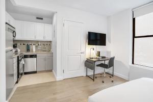 National at 888 Sixth Avenue - Furnished Apartments