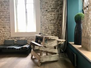 Appartements Le Loft des Antiquaires, L'Isle-sur-la-Sorgue : photos des chambres