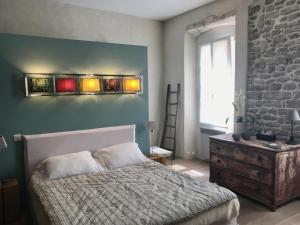 Appartements Le Loft des Antiquaires, L'Isle-sur-la-Sorgue : photos des chambres