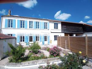 Maisons de vacances Rochefort, Charentaise 3 a 7 personnes, 3 etoiles : photos des chambres