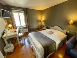 Hotels The Originals City, Hotel de la Balance, Montbeliard : photos des chambres