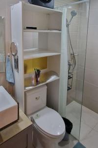 Kan Emilio Cozy 1BR Apartment in Makati