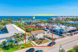 Barrys by the Sea Steps to the Ocean