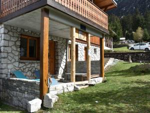 Agréable rez de jardin dans chalet avec animaux admis, pour 3 personnes - FR-1-464-183