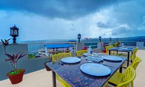 Treebo Kuber Palace with Swimming Pool