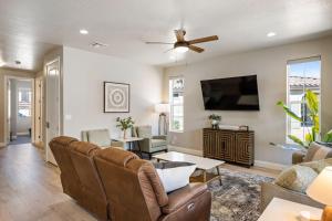 Sunnyside Retreat at Escondido townhouse