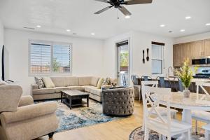 Three-Bedroom House room in Santa Clara Comfort #39 townhouse