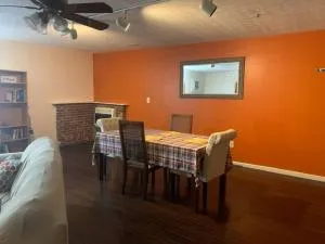 30 Royal Unit 3 Royal Treatment Studio near highway - 米德尔敦