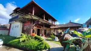 Omah Kayoe Elok - Junggo