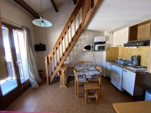 Appartements Studio Les Angles, 1 piece, 4 personnes - FR-1-295-130 : photos des chambres