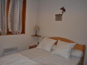 Appartement cosy proche des pistes avec balcon et parking - FR-1-693-47