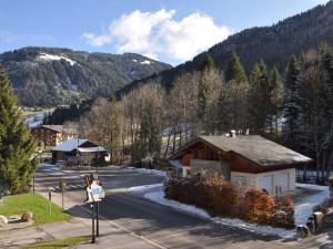 Appartement cosy à 200m des pistes du Linga, balcon sud, parking inclus ! - FR-1-693-47