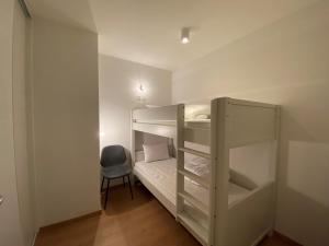 Appartement lumineux et contemporain avec parking privé, proche télécabine du Linga - FR-1-693-48