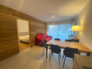 Appartement lumineux et contemporain avec parking privé, proche télécabine du Linga - FR-1-693-48