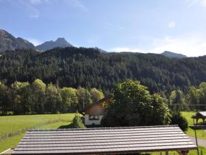 Appartement cosy avec terrasse au calme, parking privé - FR-1-692-3