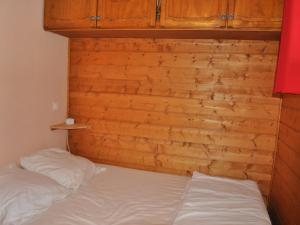 Appartement charmant près des pistes avec balcon et parking - FR-1-693-75