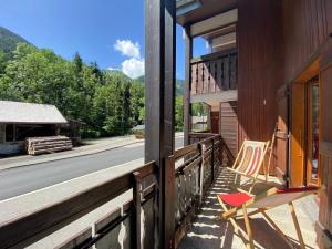 Charmant appartement près des pistes, avec mezzanine et balcon, parking et WIFI à Châtel - FR-1-693-70