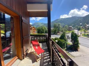 Chalet proche des pistes, avec wifi et parking - FR-1-693-70