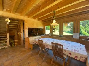 Chalets Chalet La Chapelle-d'Abondance, 7 pieces, 10 personnes - FR-1-692-34 : photos des chambres