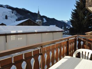 Charmant 2 pièces central ! Balcon, parking, idéal pour 4 personnes - FR-1-692-27