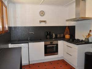 Chalets Chalet calme avec cheminee, 4 chambres, ideal famille - FR-1-692-21 : photos des chambres