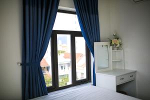 POOL Seaview - 4B - Blue Sea - Balcony - Bathtub