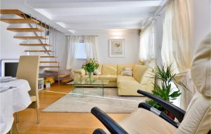 Cozy Home In Novi Marof With Sauna