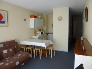 Appartement cosy 6 pers, 6e étage, accès direct pistes, galerie et parking gratuit - La Pierre Saint-Martin - FR-1-602-109