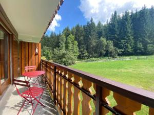 Appartement lumineux proche télécabine Linga, balcon et garage - FR-1-693-90