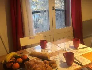 joli studio montagne au pied des pistes - Entraunes