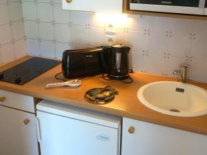 Appartements LUCHON Appart 2 pieces 4 pers avec balcon et parking, pres centre-ville et thermes - FR-1-313-127 : photos des chambres