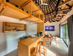 Touch Beachfront Pool Villa Koh Yao Noi