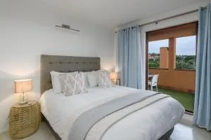 San Lameer Villa 2818 - 2 Bedroom Classic- 4 pax - San Lameer Rental Agency - Trafalgar