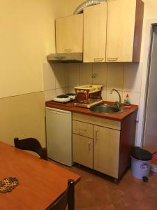 Vince Apartments
