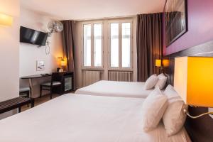 Hotels Hotel Le Mondon : photos des chambres