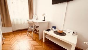 White Moon Apartment