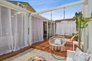 Private Outdoor Spa, Fire Pit - THE RETREAT COOLUM BEACH