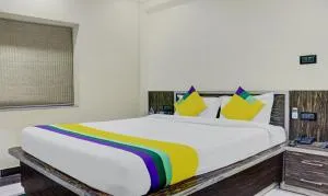 Itsy Hotels Cradle Regency - Nagri