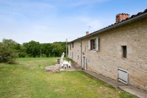 Villa spacieuse avec piscine privée, à Salies, 250 m², 6 chbres
