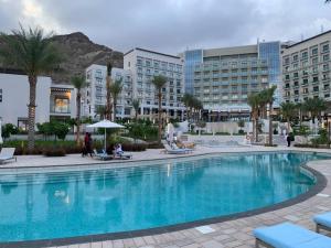 Ocean Mountain View Apartment at The Address Fujairah
