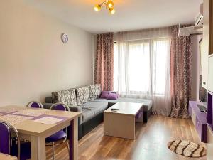 Green Paradise Deluxe Apartments