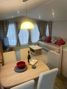 The Beeches Holiday Home- based at Aberdunant Hall Holiday Park