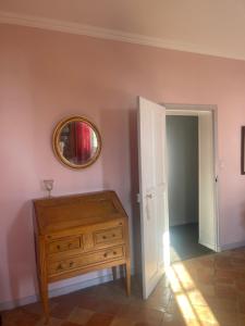 B&B / Chambres d'hotes Suite le Quervalat dans magnifique bastide 18eme : photos des chambres