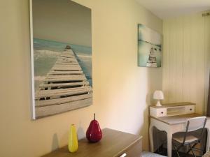 Maisons de vacances Gite Meillard, 3 pieces, 4 personnes - FR-1-489-267 : photos des chambres