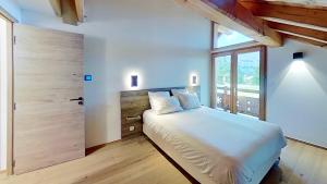 Chalets CASA Le Cherk Chalet Vars Sauna Jacuzzi : photos des chambres